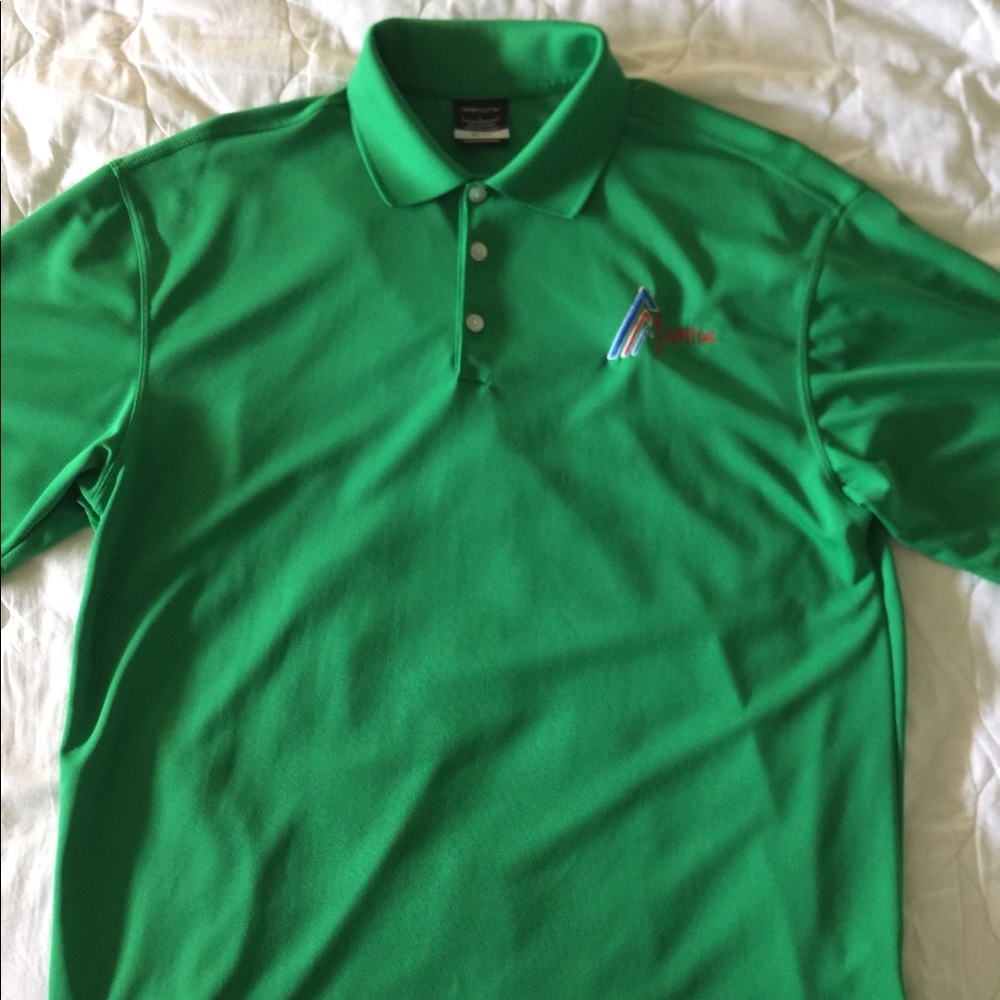 Nike Men’s Golf Polo Size Large